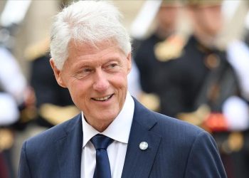 Bill Clinton Concurs with New York Governor Hochul, Advocates for Migrants to ‘Commence Employment, Contribute to Taxation, and Support Themselves’