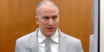 Derek Chauvin’s Mother Speaks Out About His Stabbing Incident in Prison